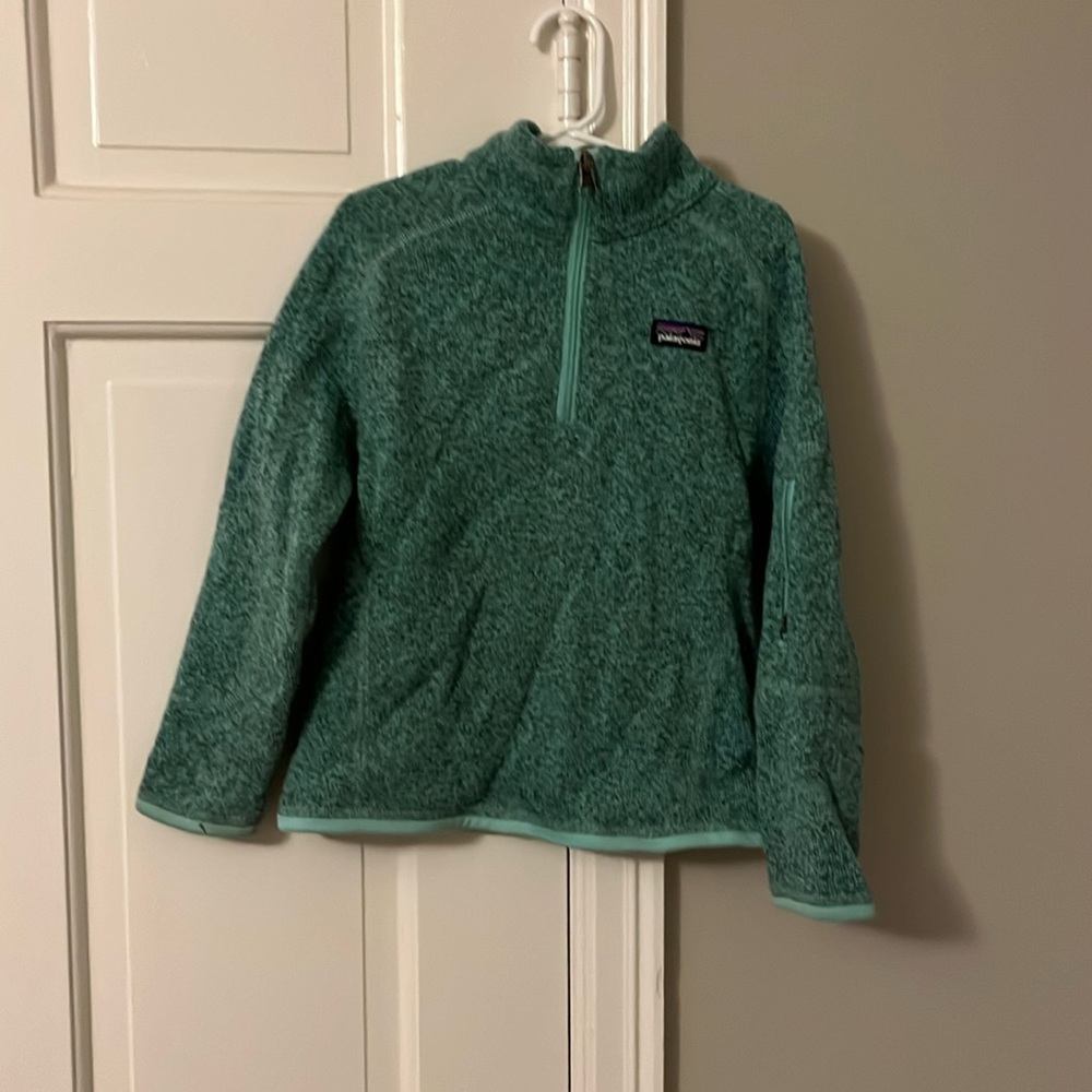 Seafoam Green Patagonia Girls Better Sweater, size XS (5-6)
